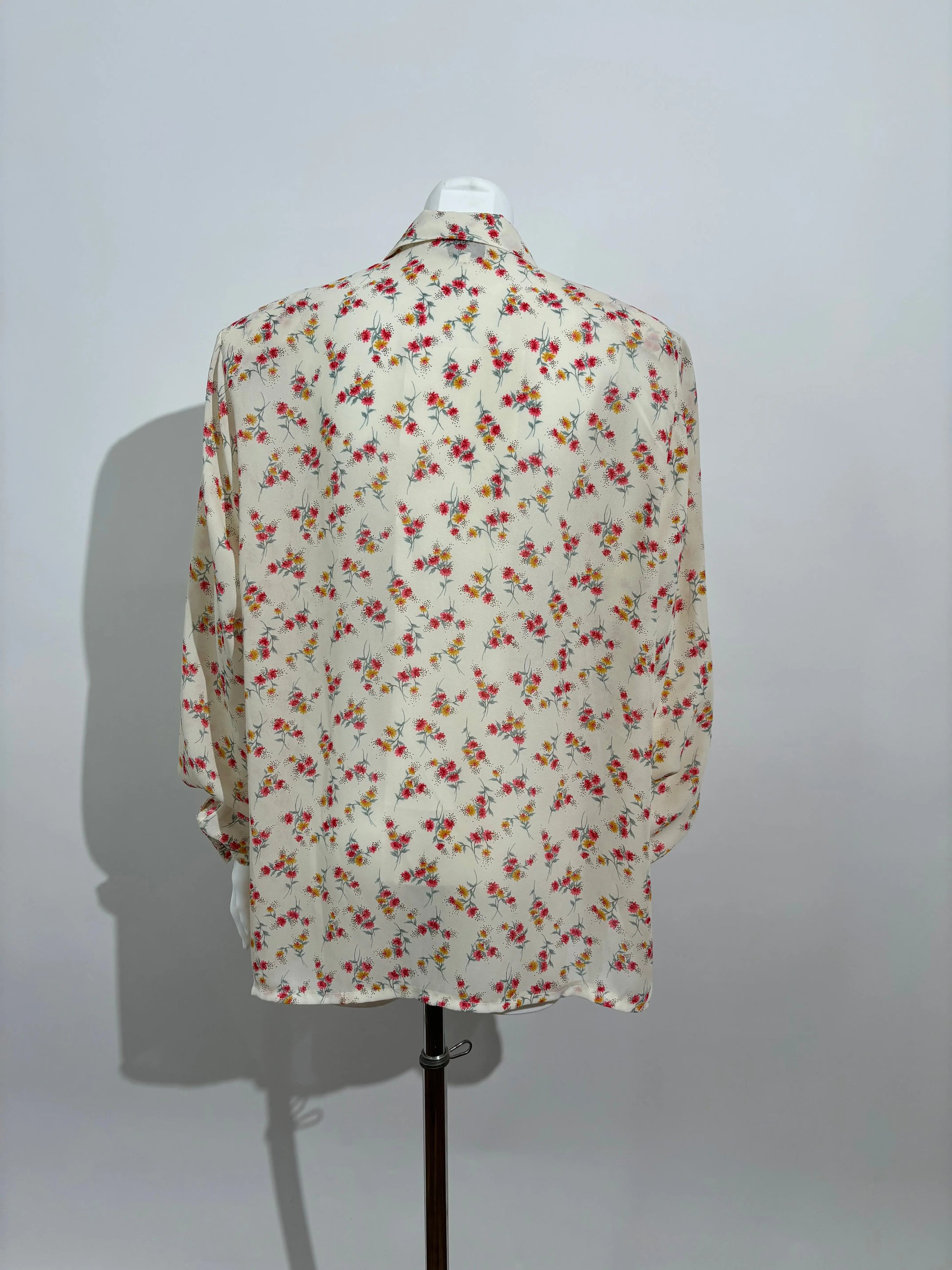 Vintage Blossom 70s Floral Košulja HELM:VNTG