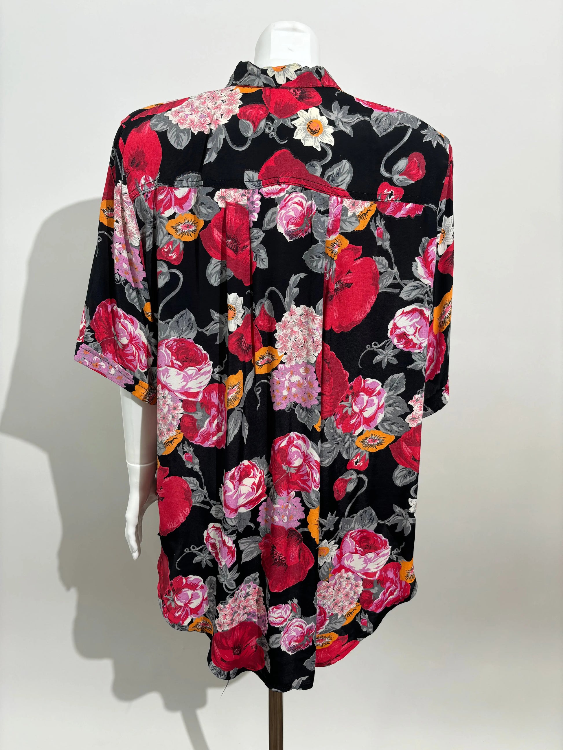 Summer Bloom 70s Retro Košulja HELM:VNTG