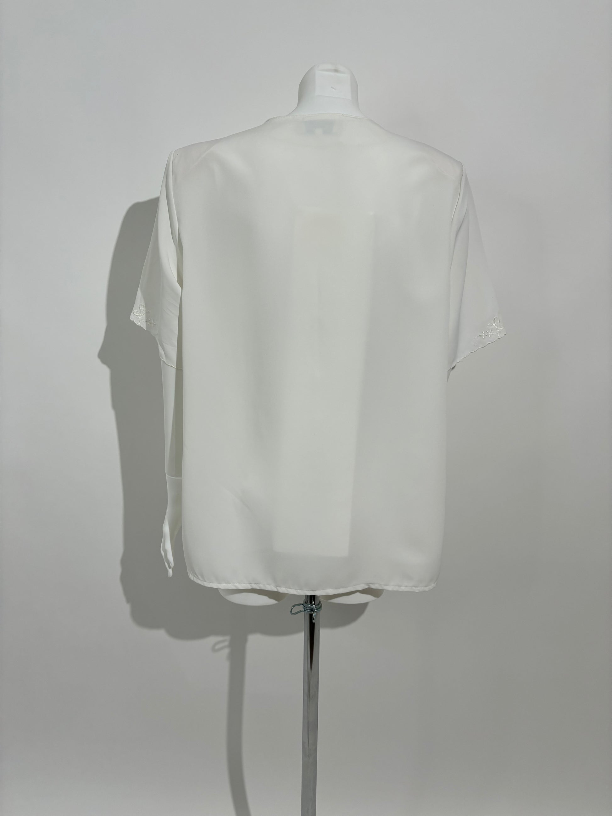 Vintage Elegance 70s Embroided Košulja HELM:VNTG