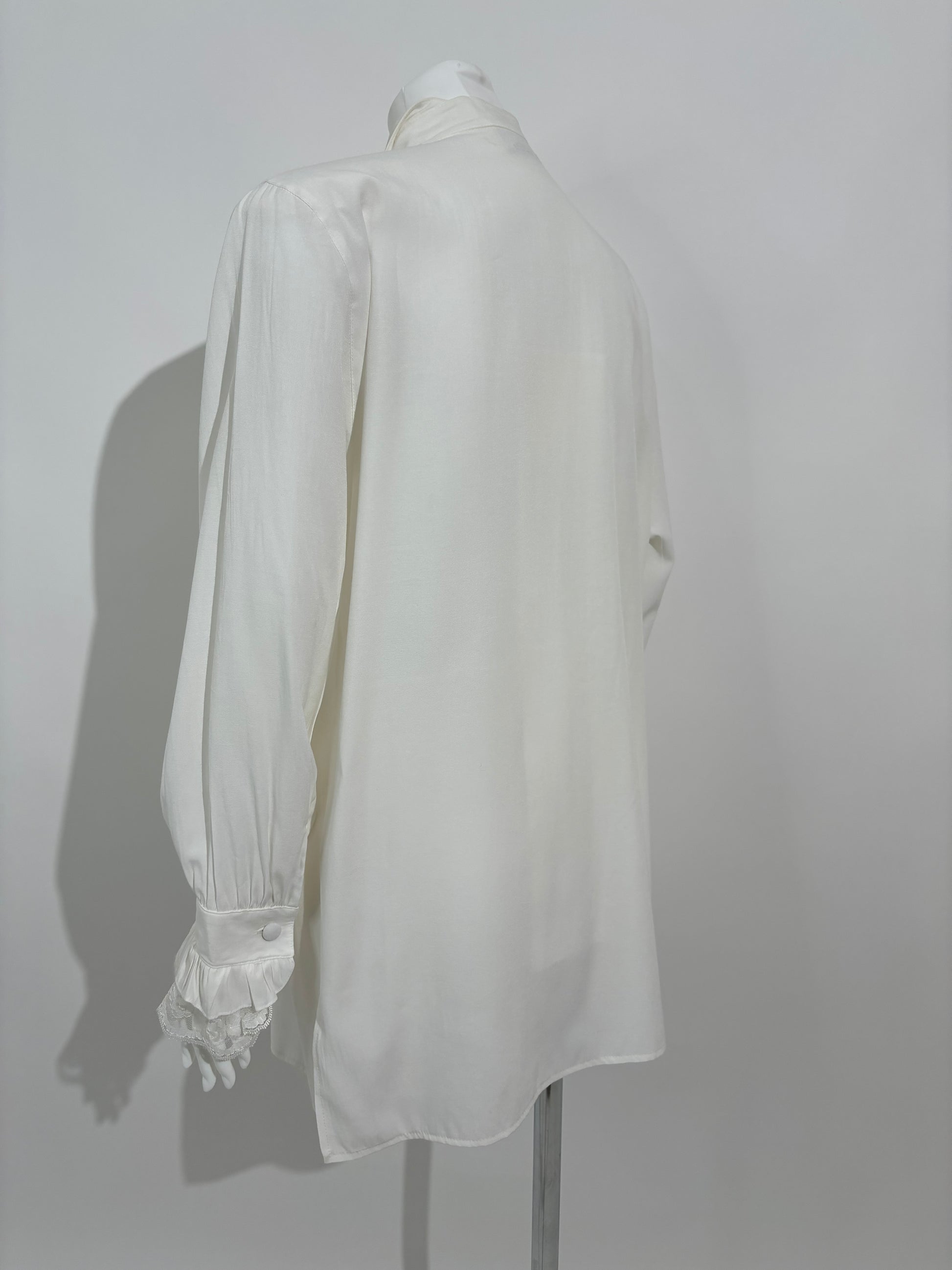 Victorian Elegance Ruffle Košulja HELM:VNTG