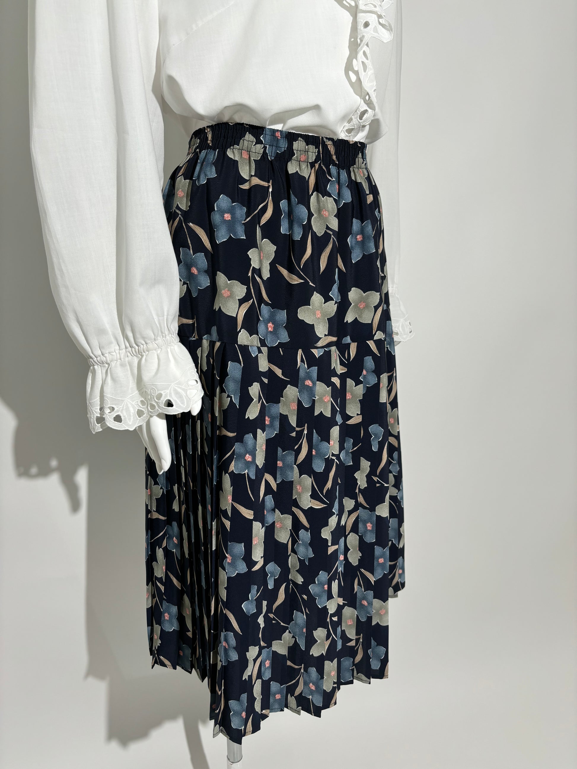 Valhall Bloom 70s Skirt HELM:VNTG