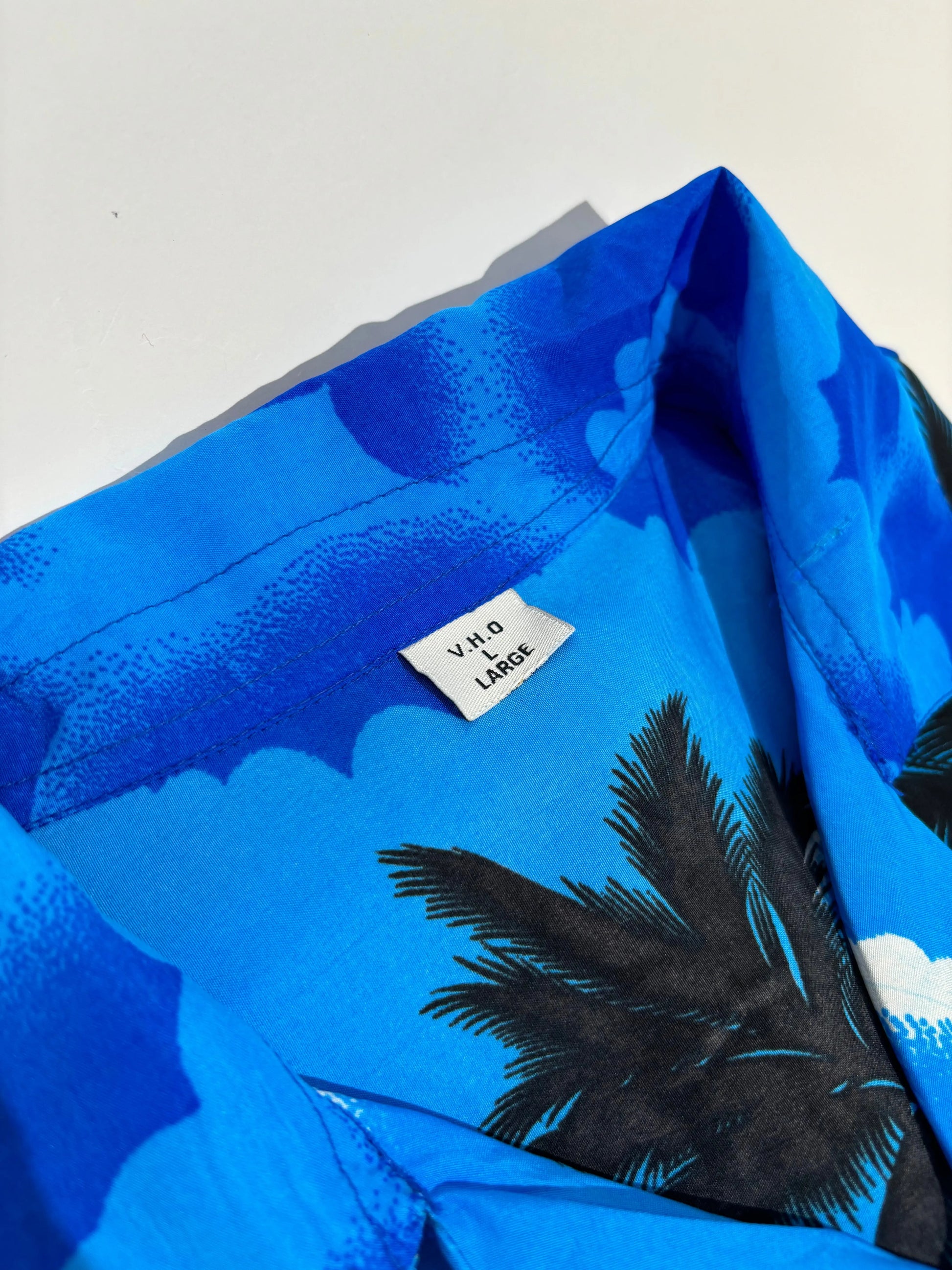 Sunset Paradise 90s Hawaiian Košulja HELM:VNTG