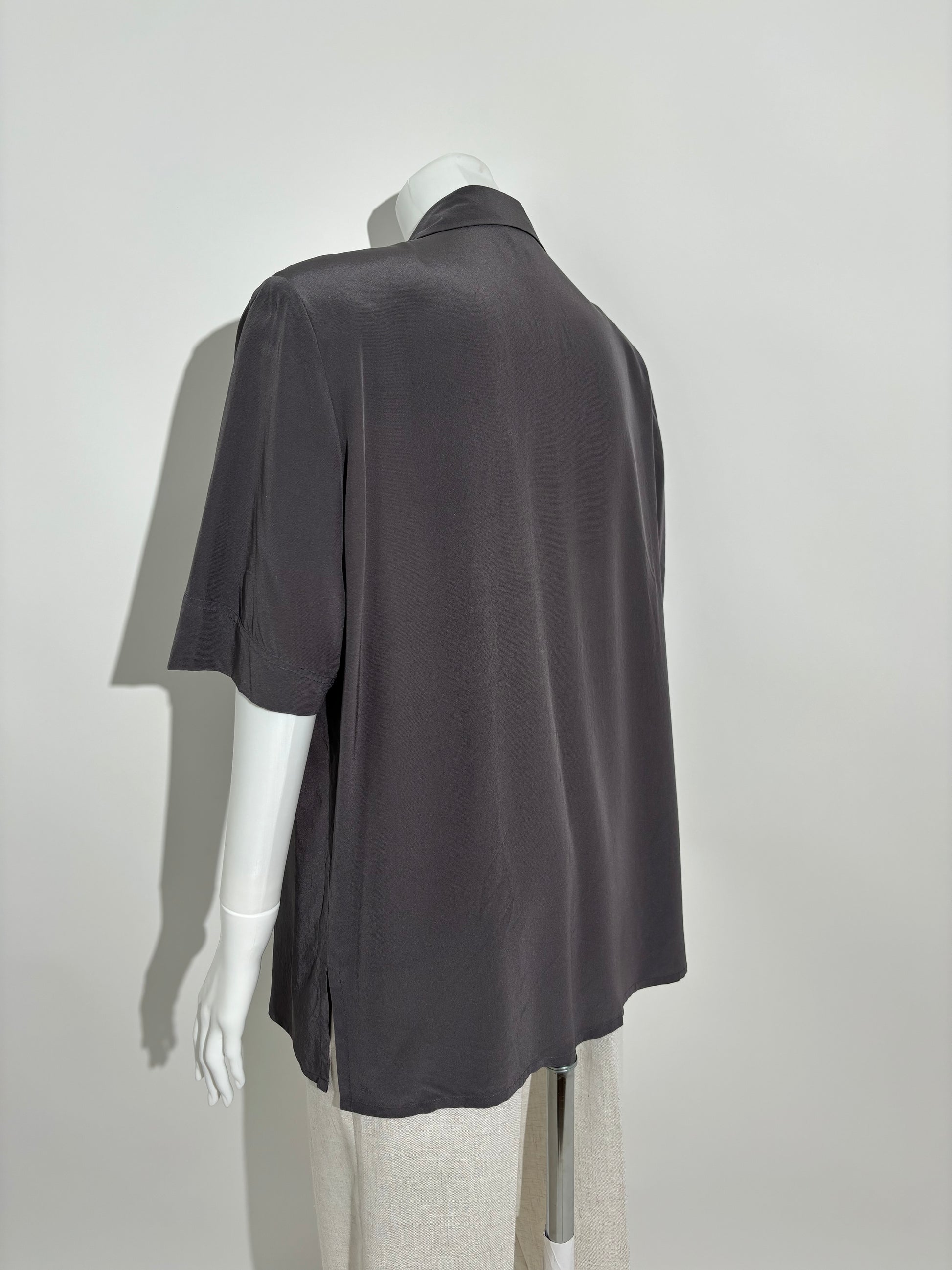 Charcoal Elegance 80s Košulja HELM:VNTG