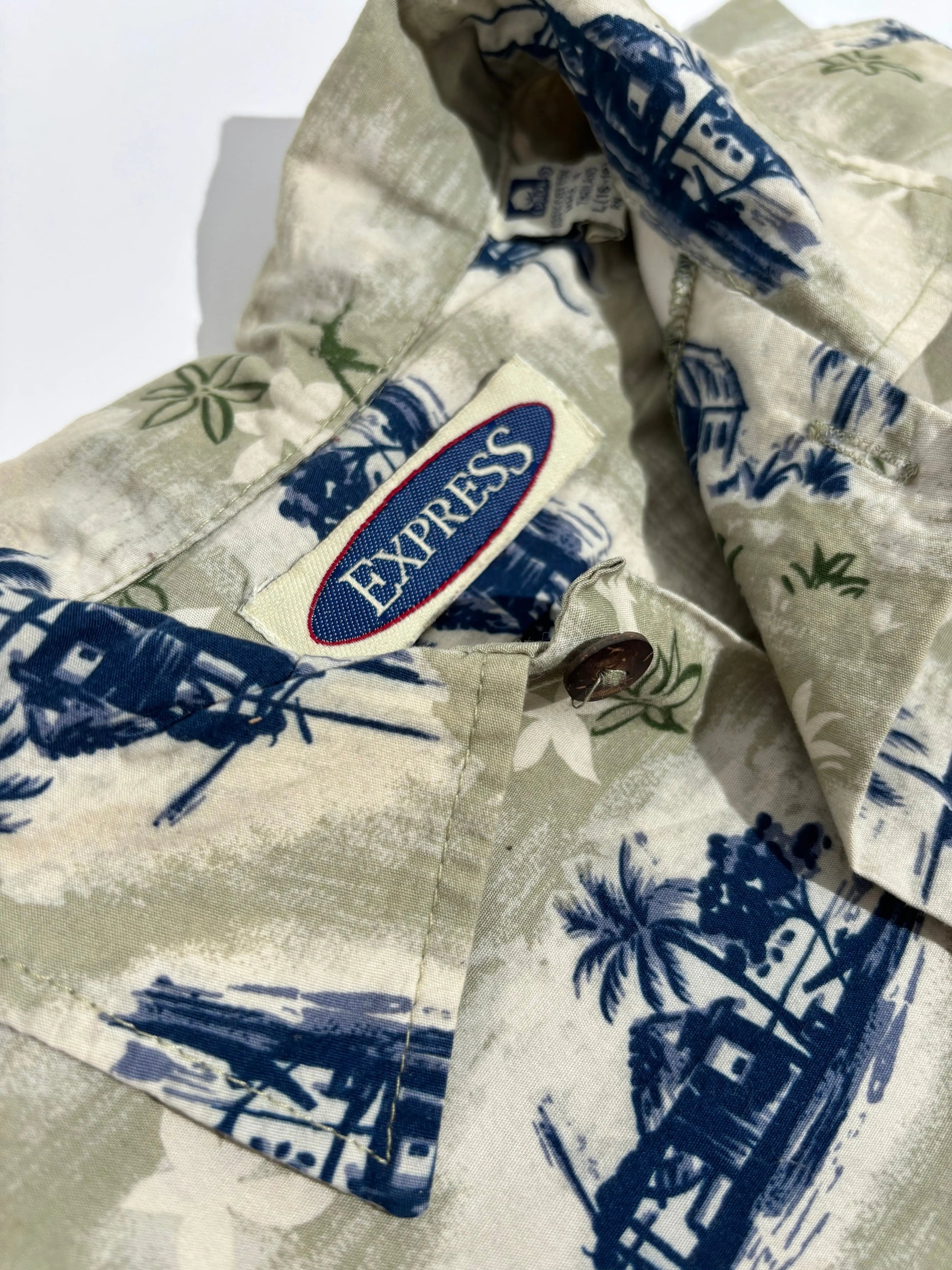 Island Getaway 80s Hawaiian Košulja HELM:VNTG