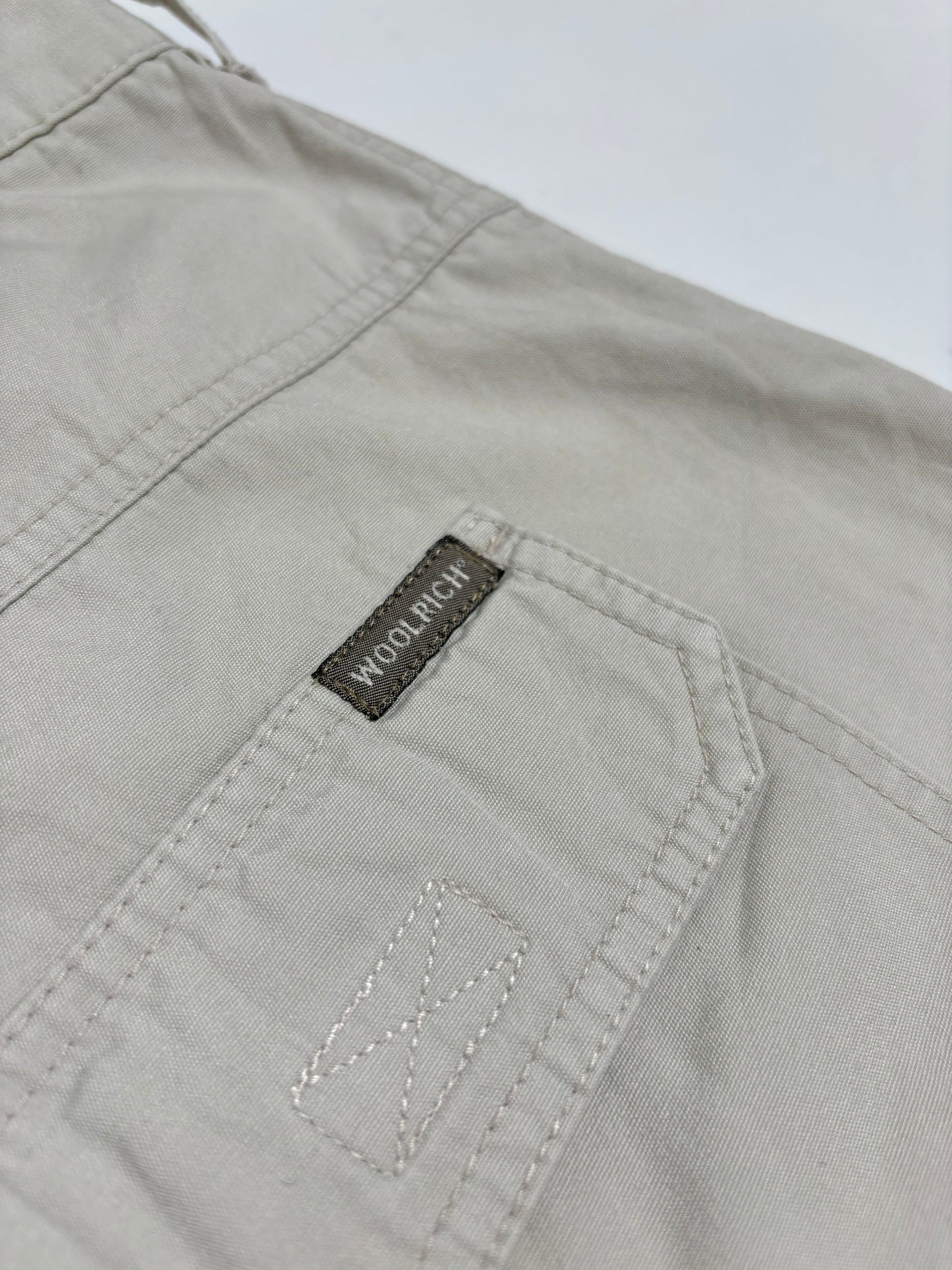 Woolrich Classic White Cargo Bermude