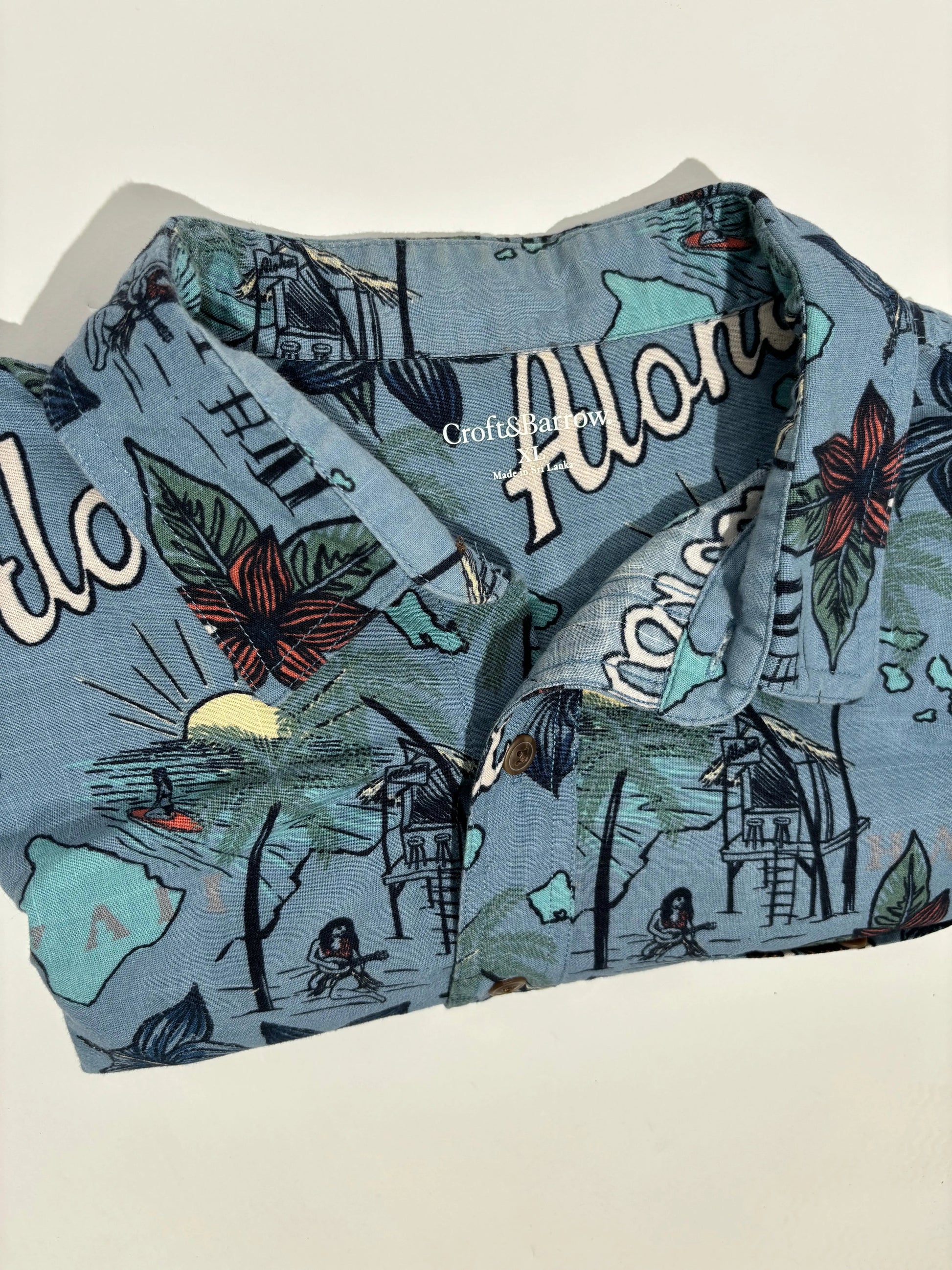 Aloha Vibes 80s Hawaiian Košulja HELM:VNTG