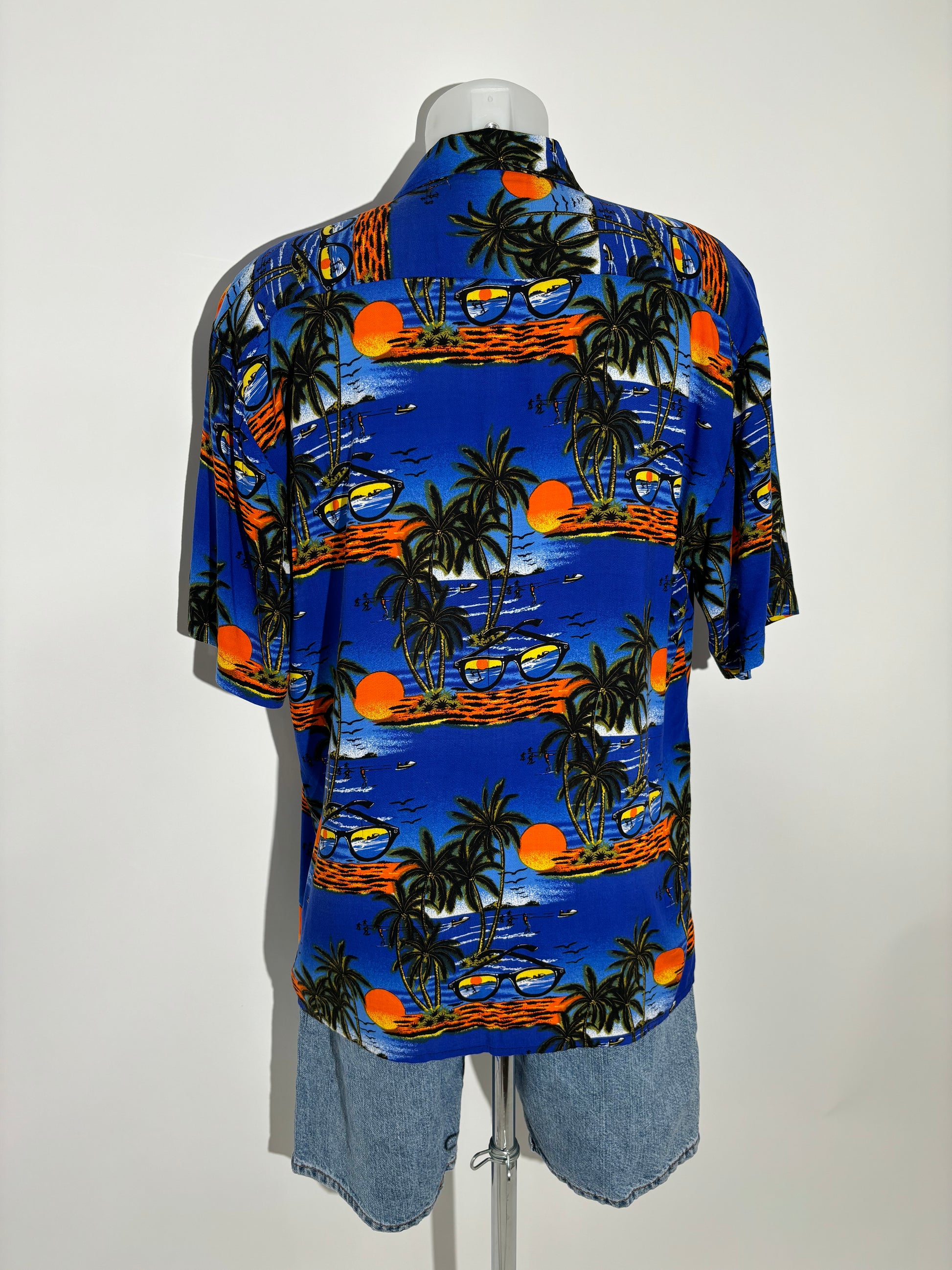 Tropical Sunset 80s Hawaiian Košulja HELM:VNTG