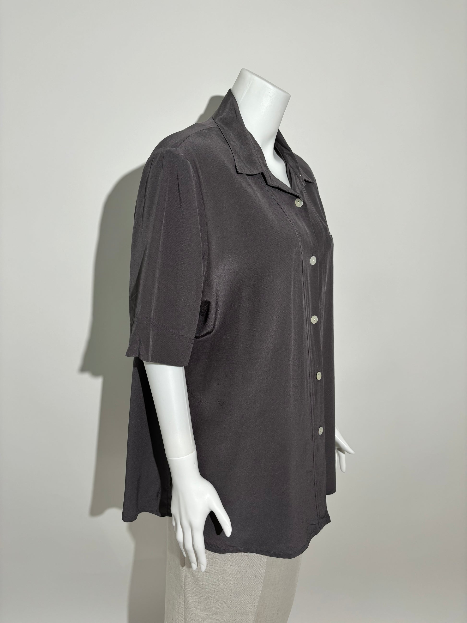 Charcoal Elegance 80s Košulja HELM:VNTG