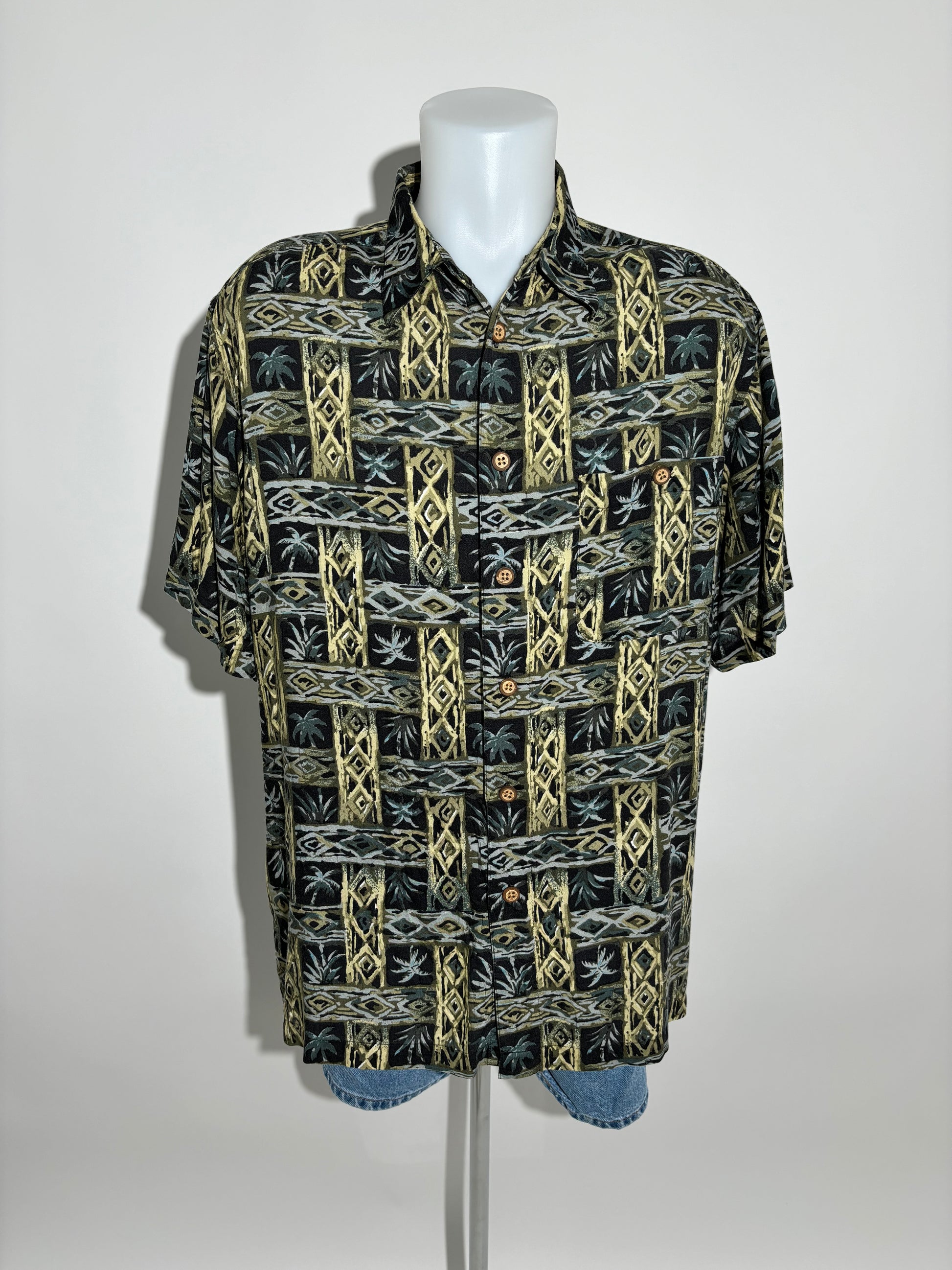 Island Dreams 80s Hawaiian Košulja HELM:VNTG