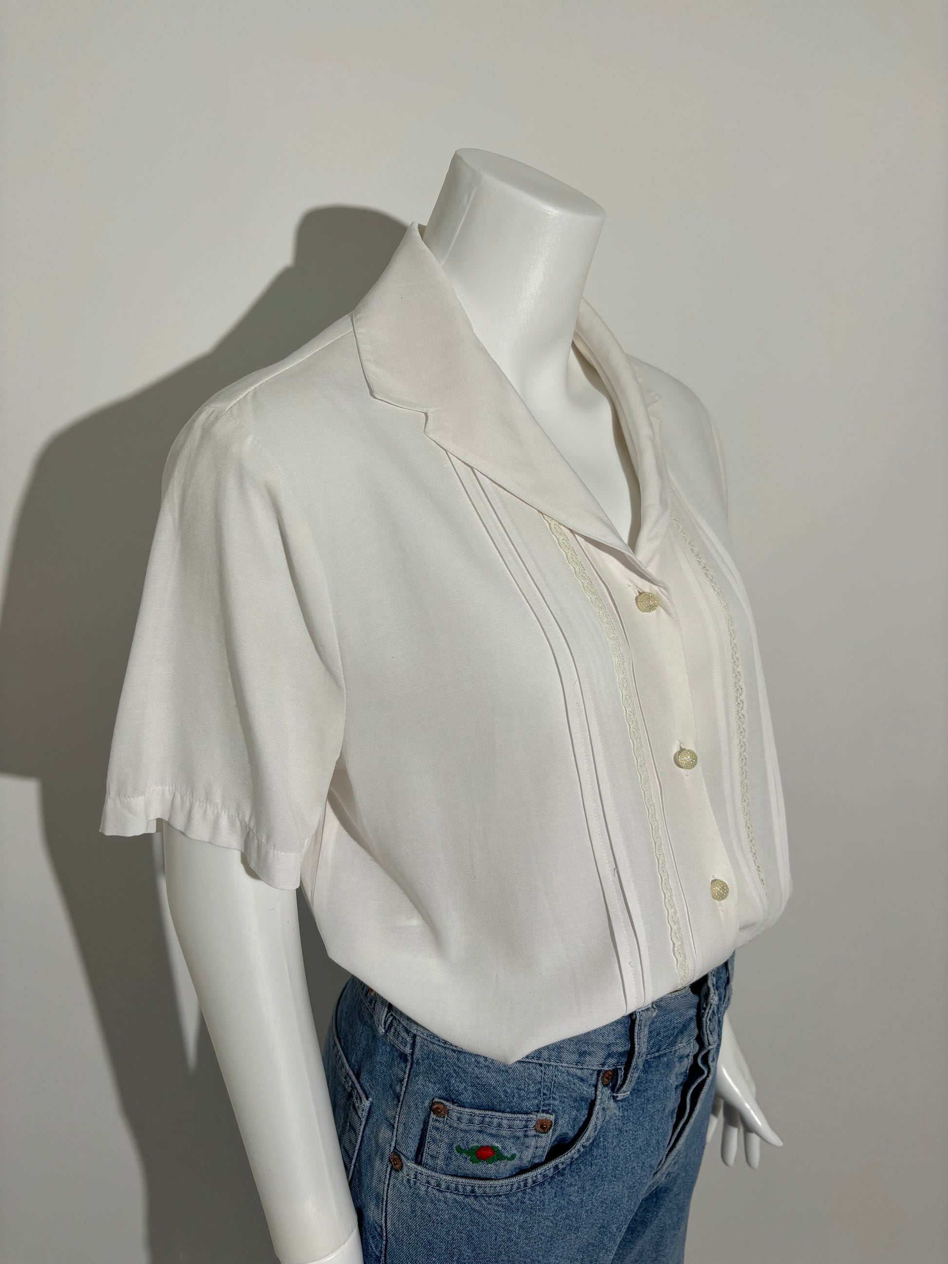 Ivory Lace 90s Delicate Košulja HELM:VNTG