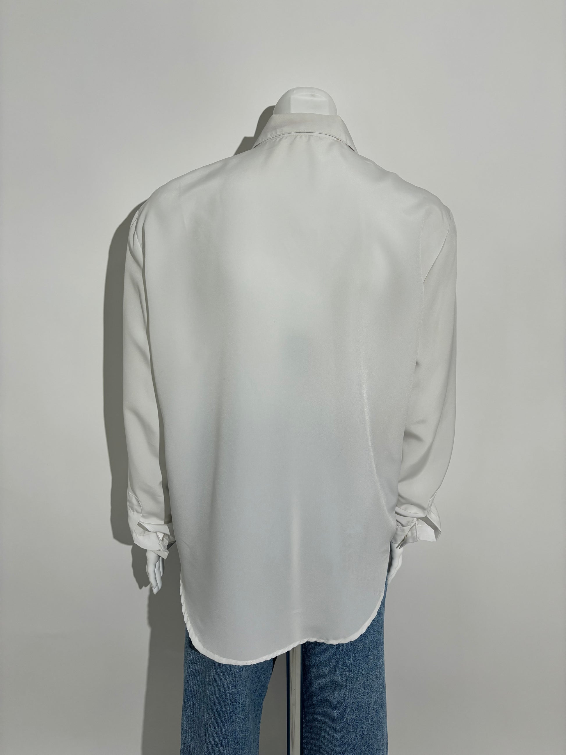 Embroidered Elegance 90s Casual Bluza HELM:VNTG