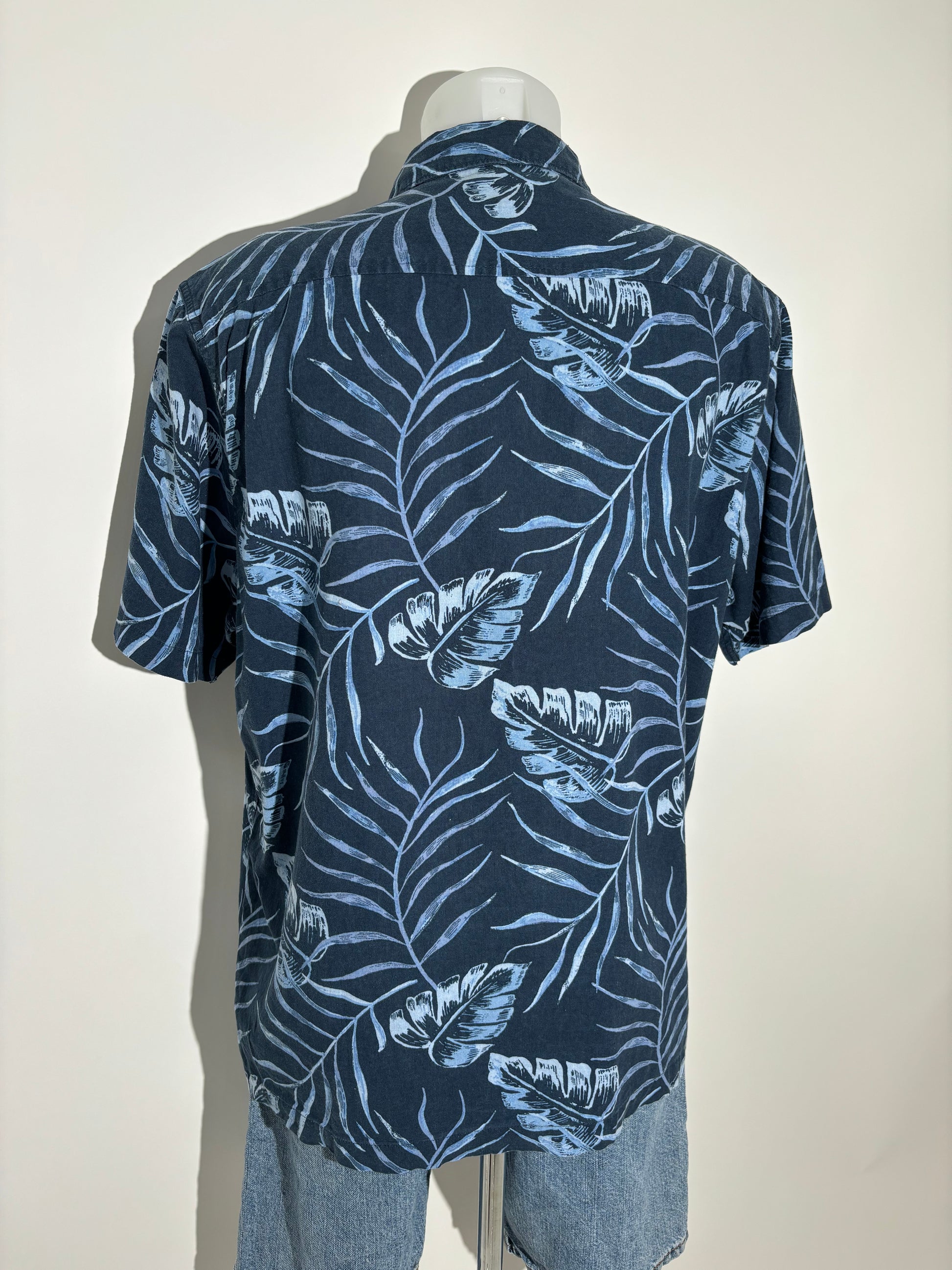 Ocean Breeze 80s Hawaiian Košulja HELM:VNTG