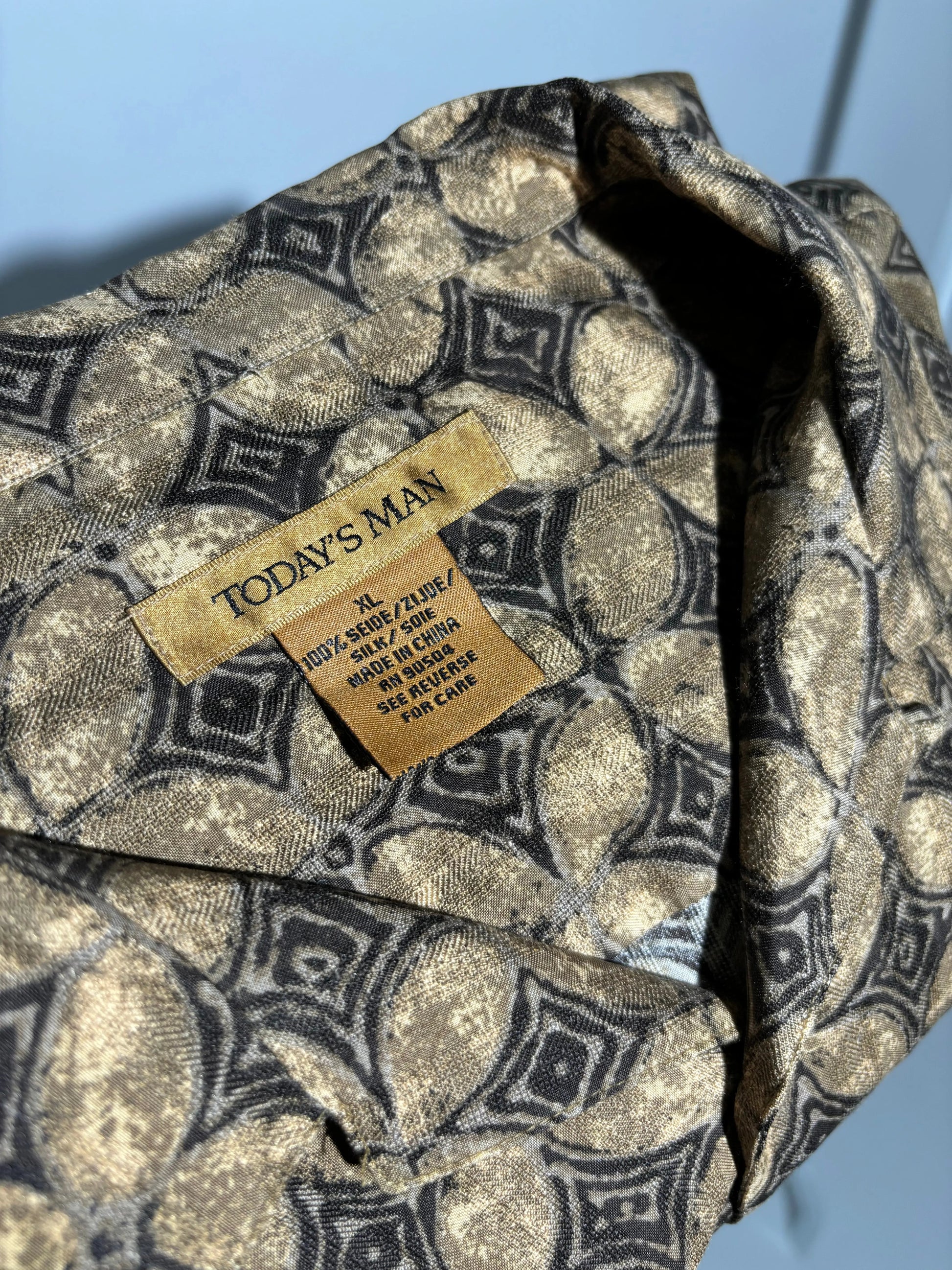 Rustic Crunch 90s Pattern Hawaiian Košulja HELM:VNTG