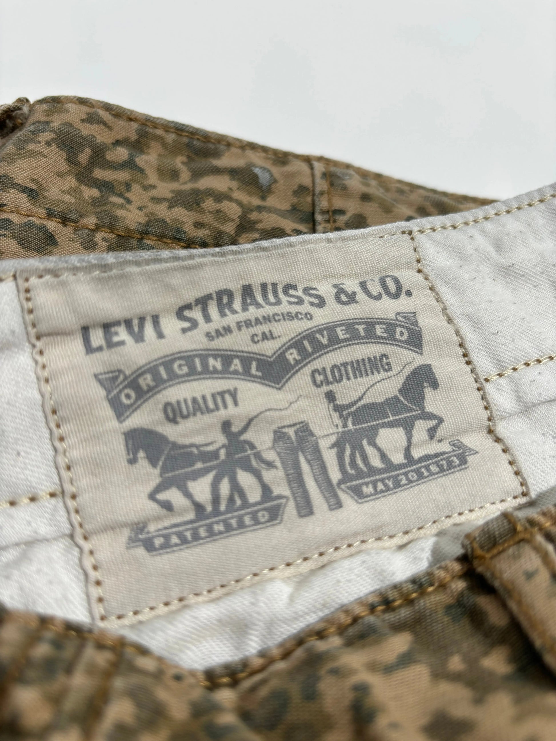 Levi's Camo Cargo Bermude Levi's